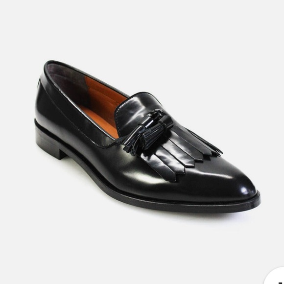 Everlane Shoes - Everlane Modern Tassel Loafer